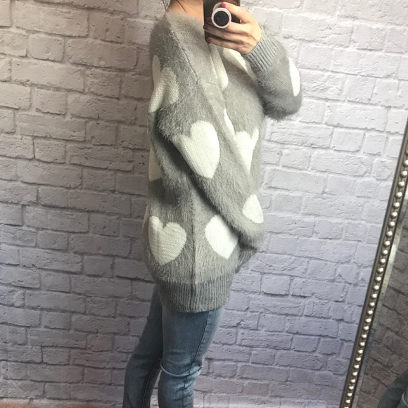 LAST//Fuzzy Hearts Sweater - Picture 7 of 8